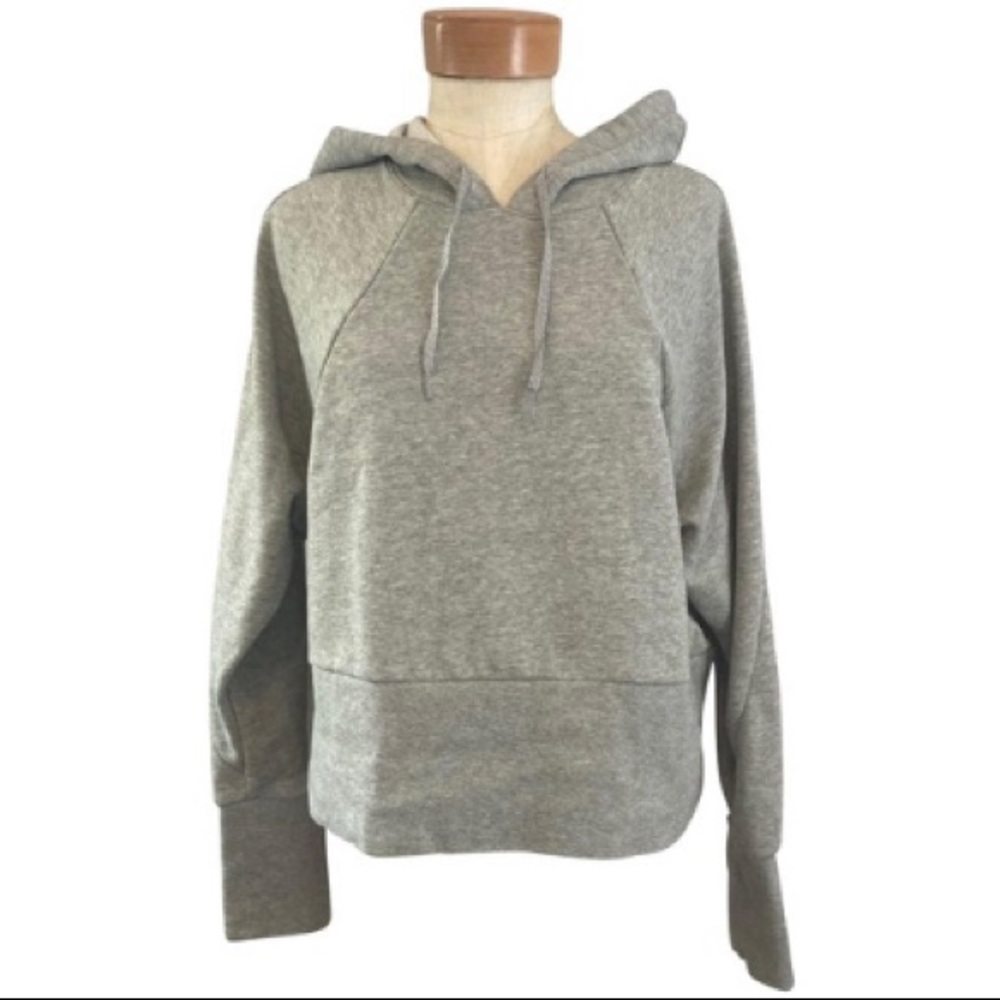 NIKE Sportswear Essential Crop Hoodie in Heather Grey